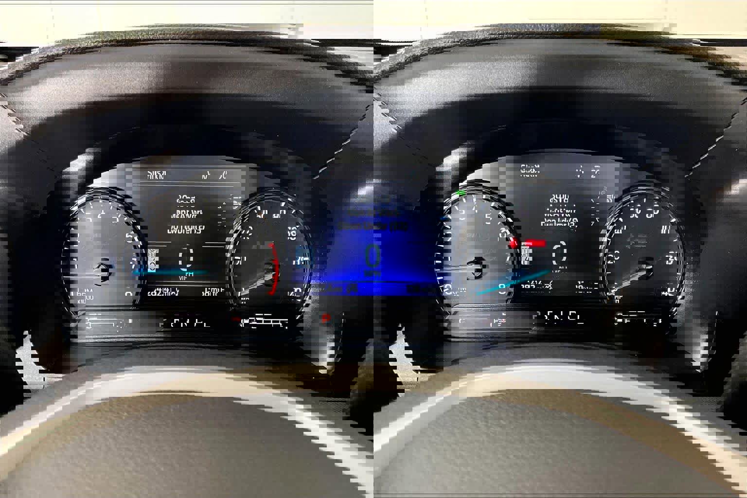 Used 2024 Ford Explorer XLT w/ Equipment Group 202A image 25