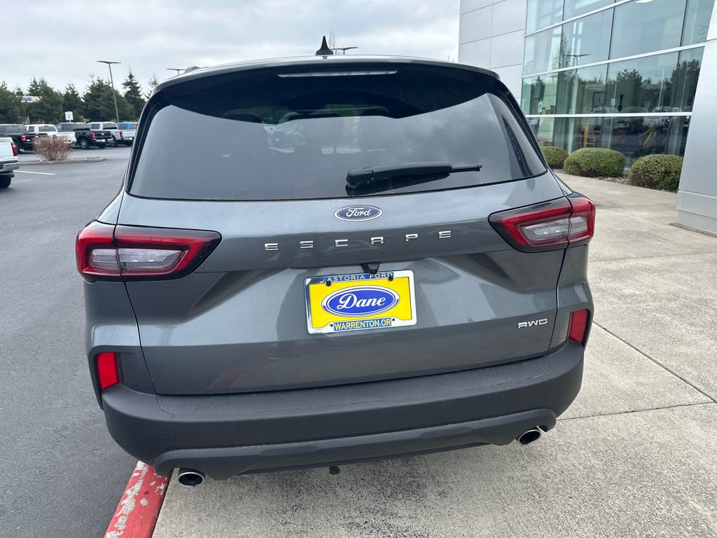 Used 2025 Ford Escape ST-Line AWD/4WD image 3