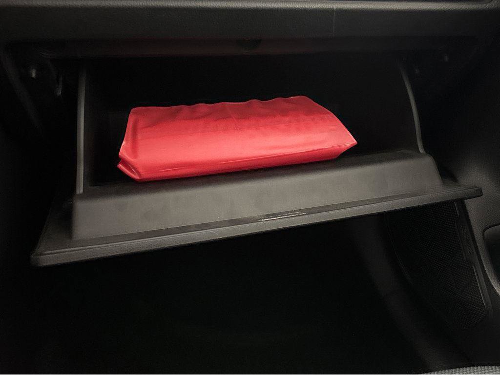 Used 2021 Toyota RAV4 LE image 34