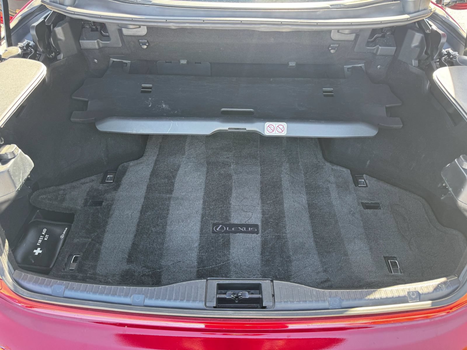 Used 2012 Lexus IS 350C w/ Luxury Pkg RWD image 10