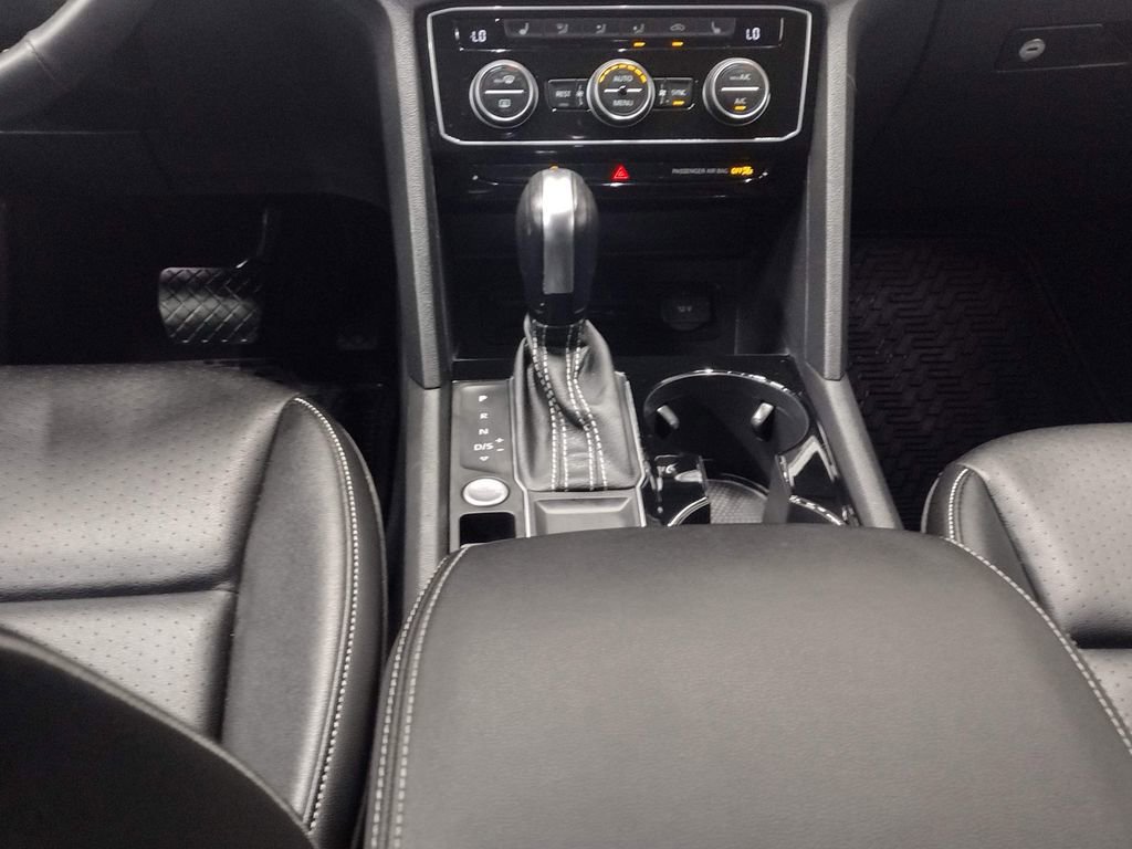 Certified 2022 Volkswagen Atlas SE FWD image 39
