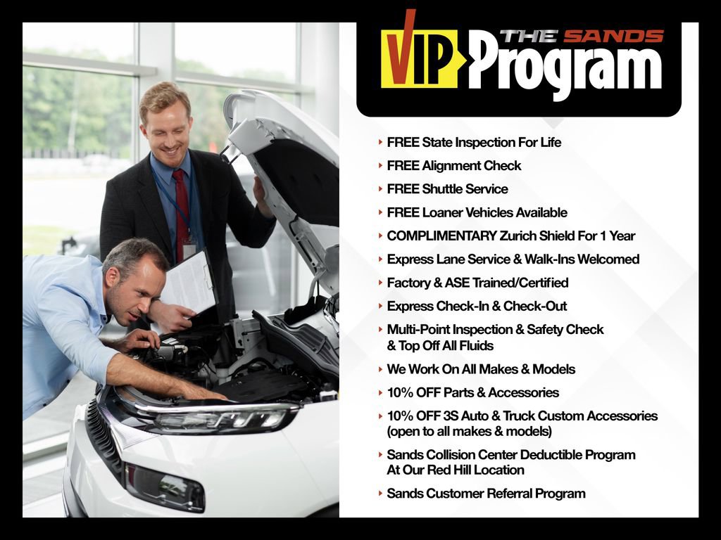 Used 2018 Chrysler 300 S w/ Safetytec Plus Group image 2