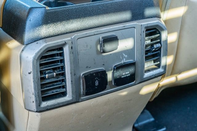 Used 2018 Ford F350 Lariat w/ Lariat Value Package AWD/4WD image 38