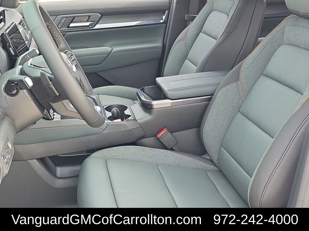 New 2026 GMC Terrain AT4 w/ Convenience Package III image 25