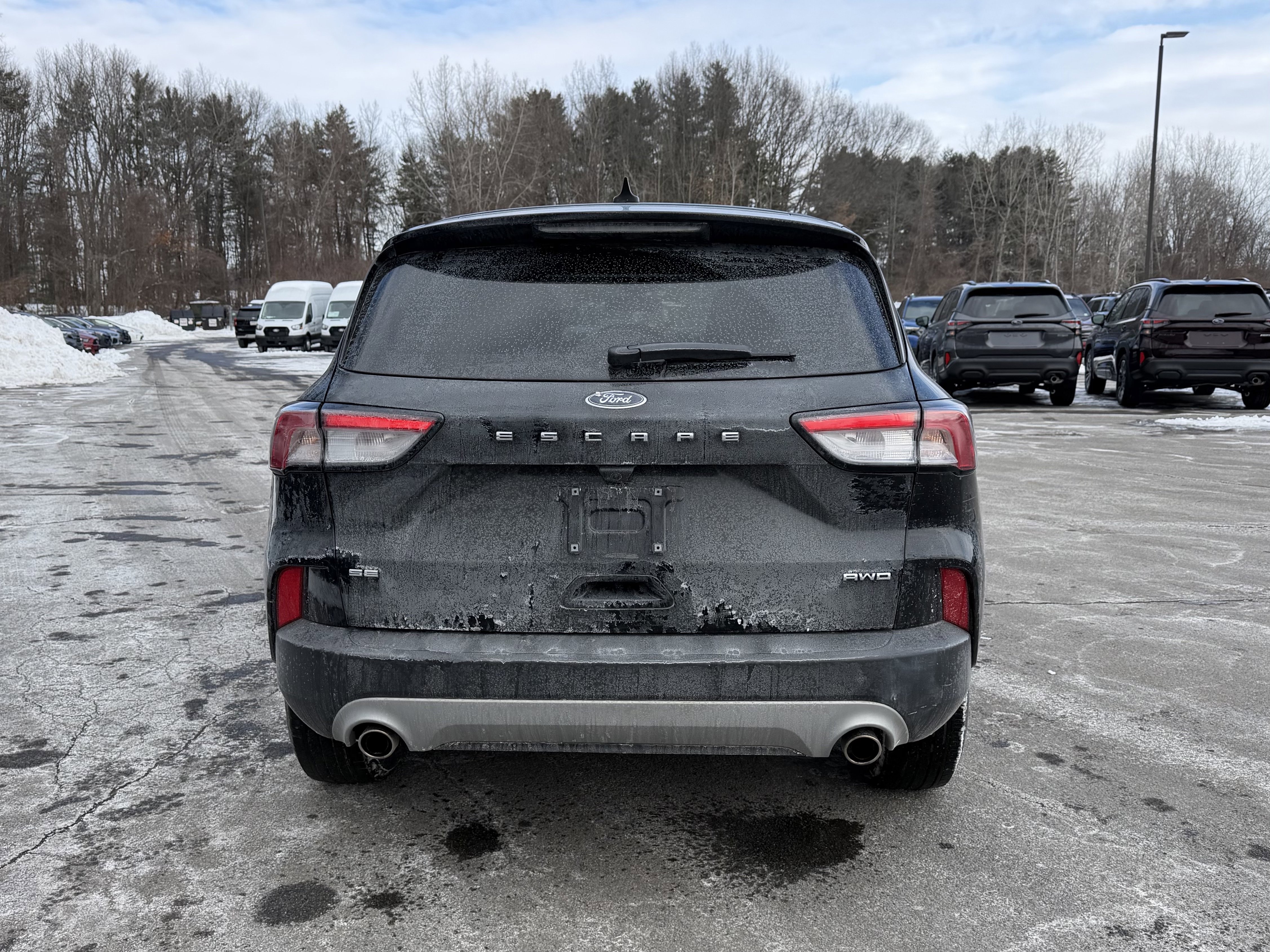 Used 2022 Ford Escape SE w/ Cold Weather Package image 9