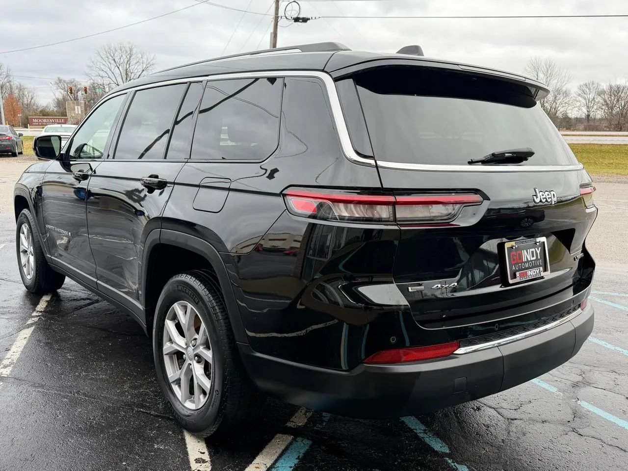 Used 2022 Jeep Grand Cherokee L Limited AWD/4WD image 3