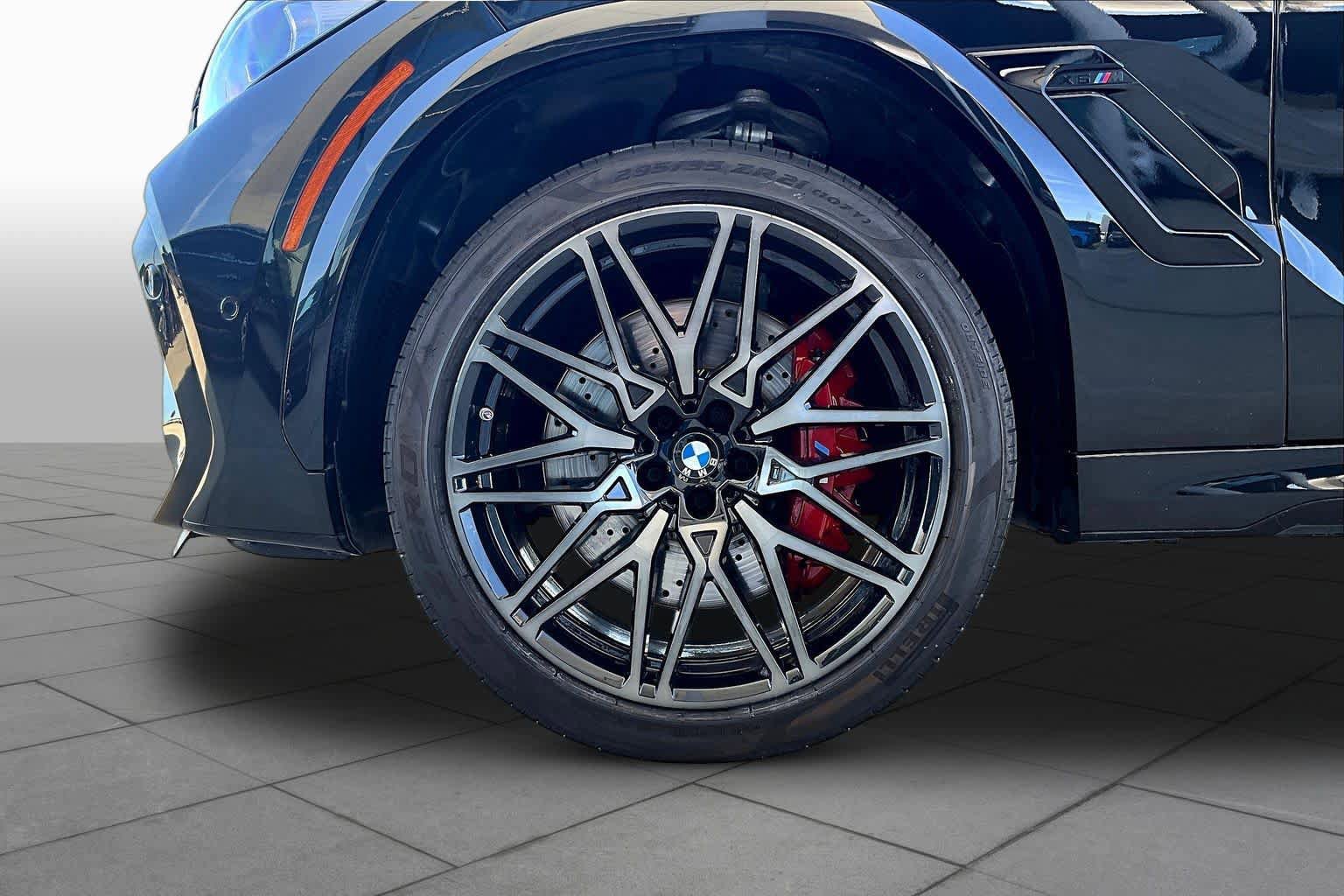 Used 2022 BMW X6 M w/ Competition Package AWD/4WD image 11