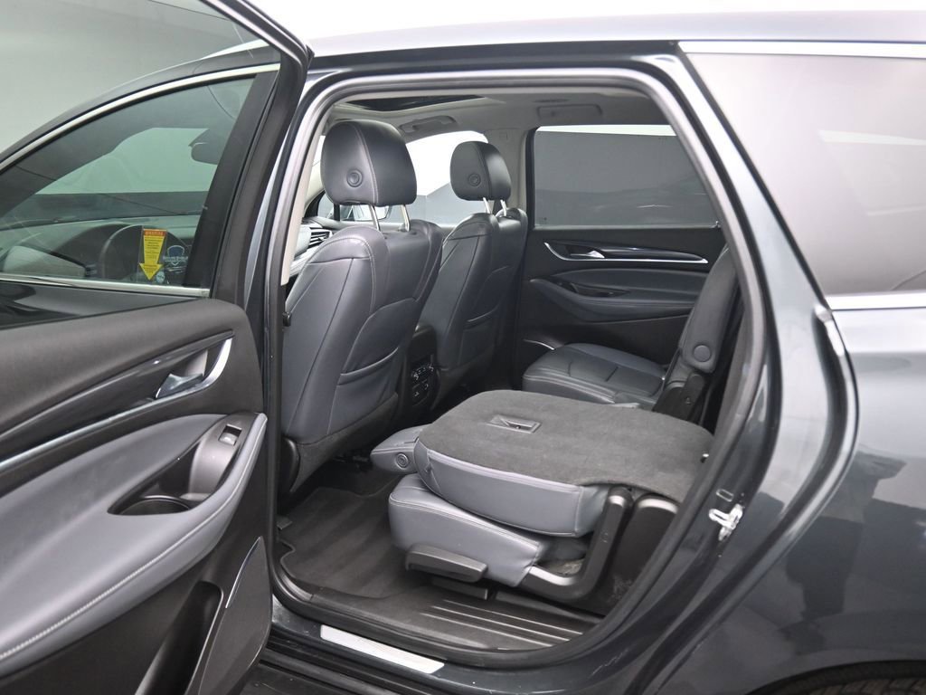 Used 2018 Buick Enclave Essence AWD/4WD image 35