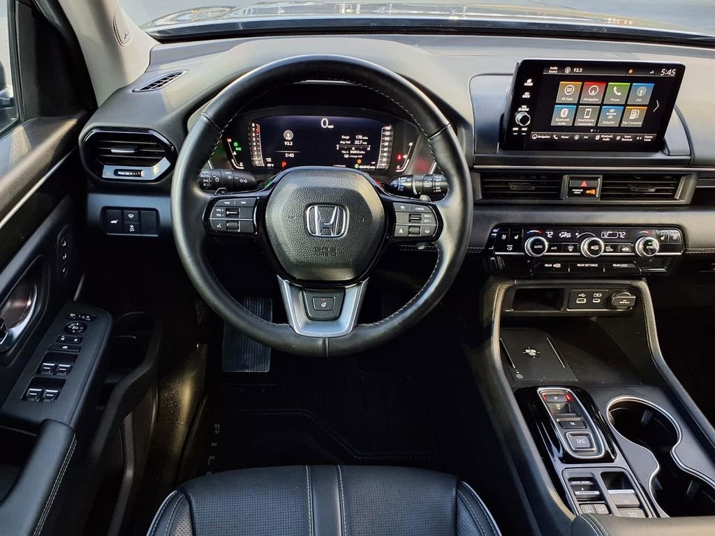 Certified 2025 Honda Pilot Elite image 14