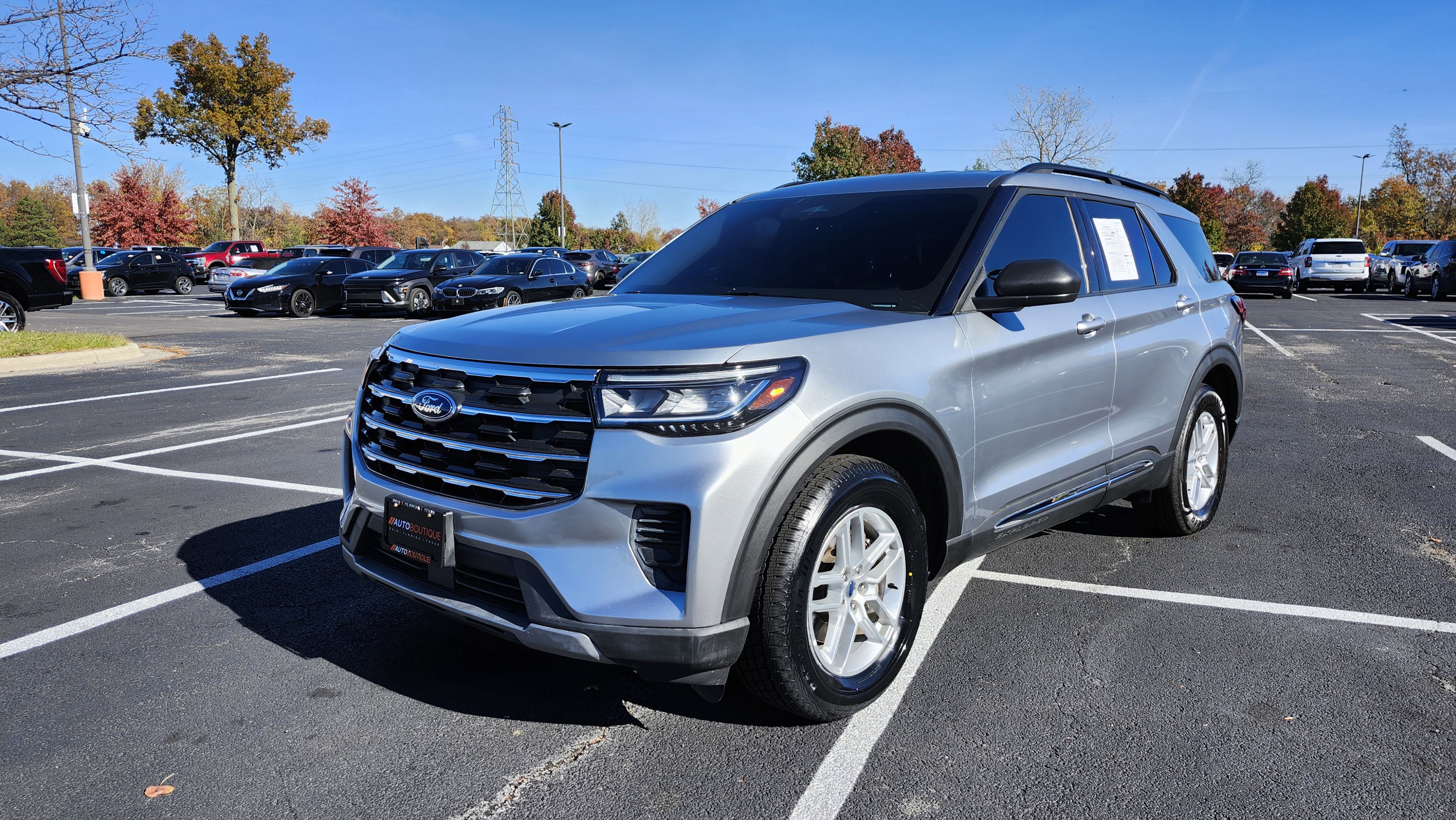 Used 2025 Ford Explorer Active image 6