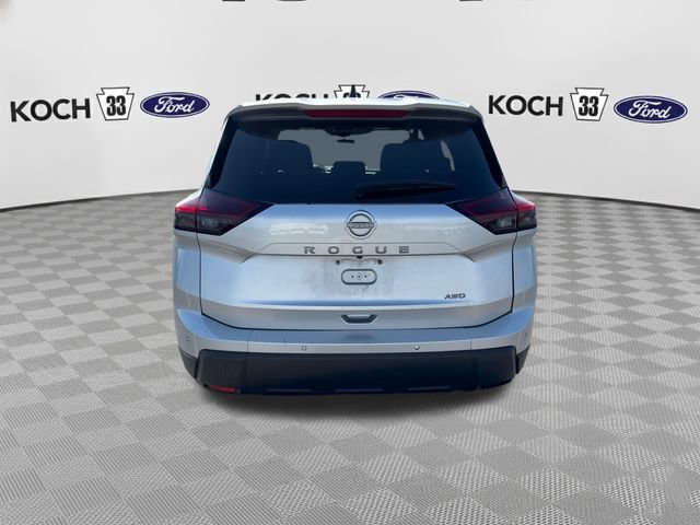 Used 2024 Nissan Rogue S AWD/4WD image 7