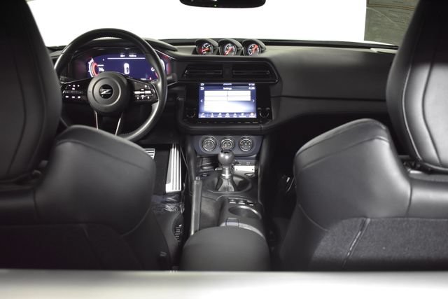 Certified 2024 Nissan Z Performance w/ Floor Mat Package RWD image 30