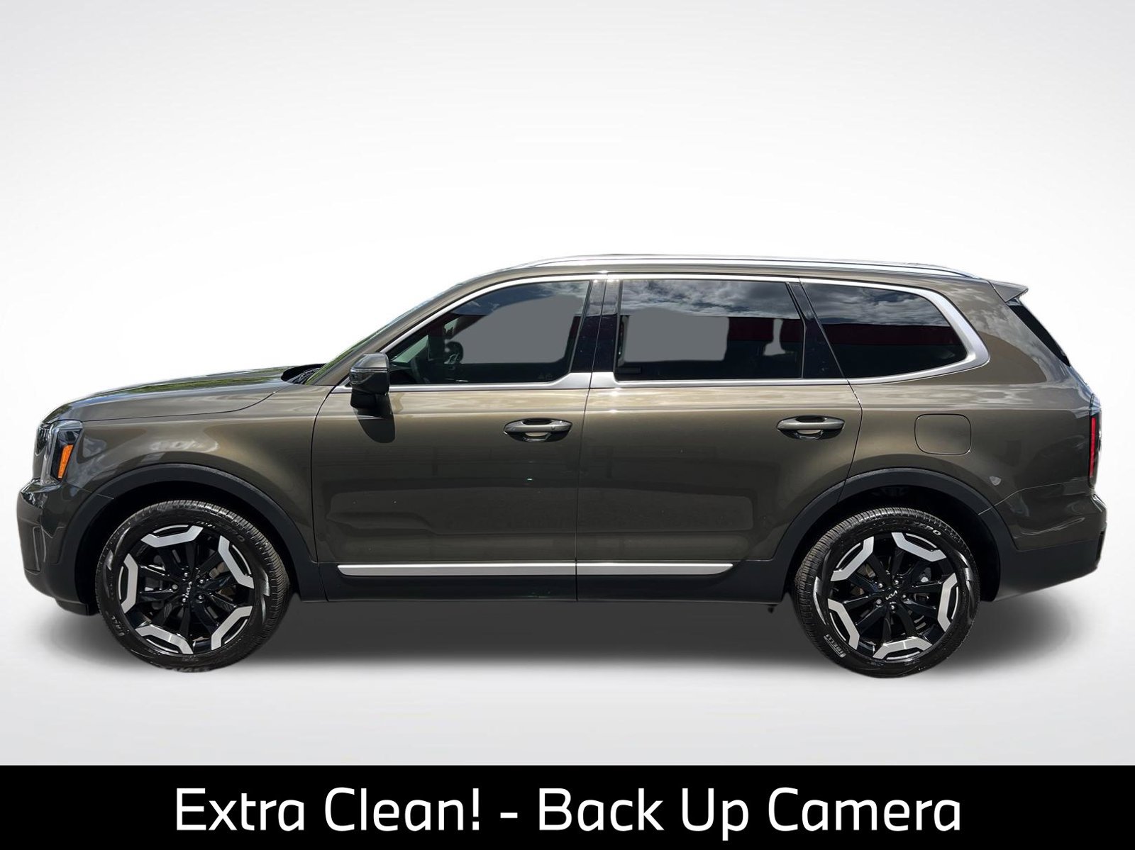 Used 2025 Kia Telluride EX w/ EX Captain's Chair Package FWD image 5