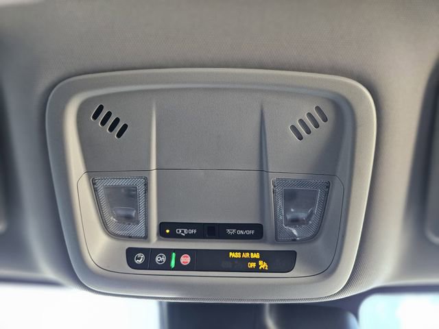 Used 2025 Chevrolet Malibu LT image 24