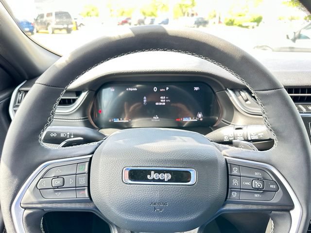 Used 2024 Jeep Grand Cherokee Altitude AWD/4WD image 24