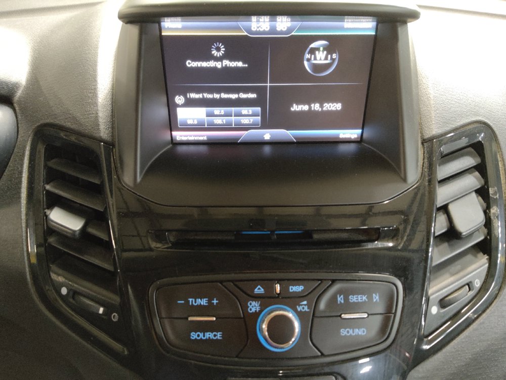 Used 2015 Ford Fiesta SE w/ Equipment Group 201A FWD image 25