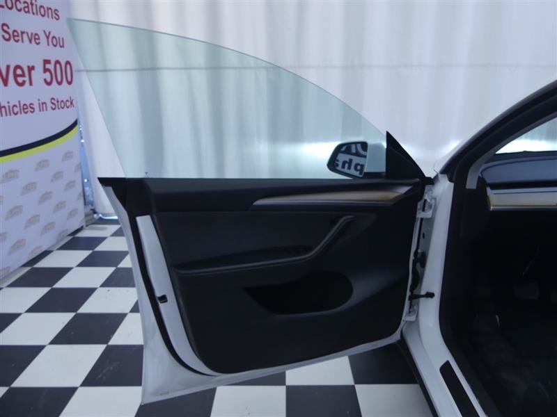Used 2023 Tesla Model Y Long Range AWD/4WD image 25