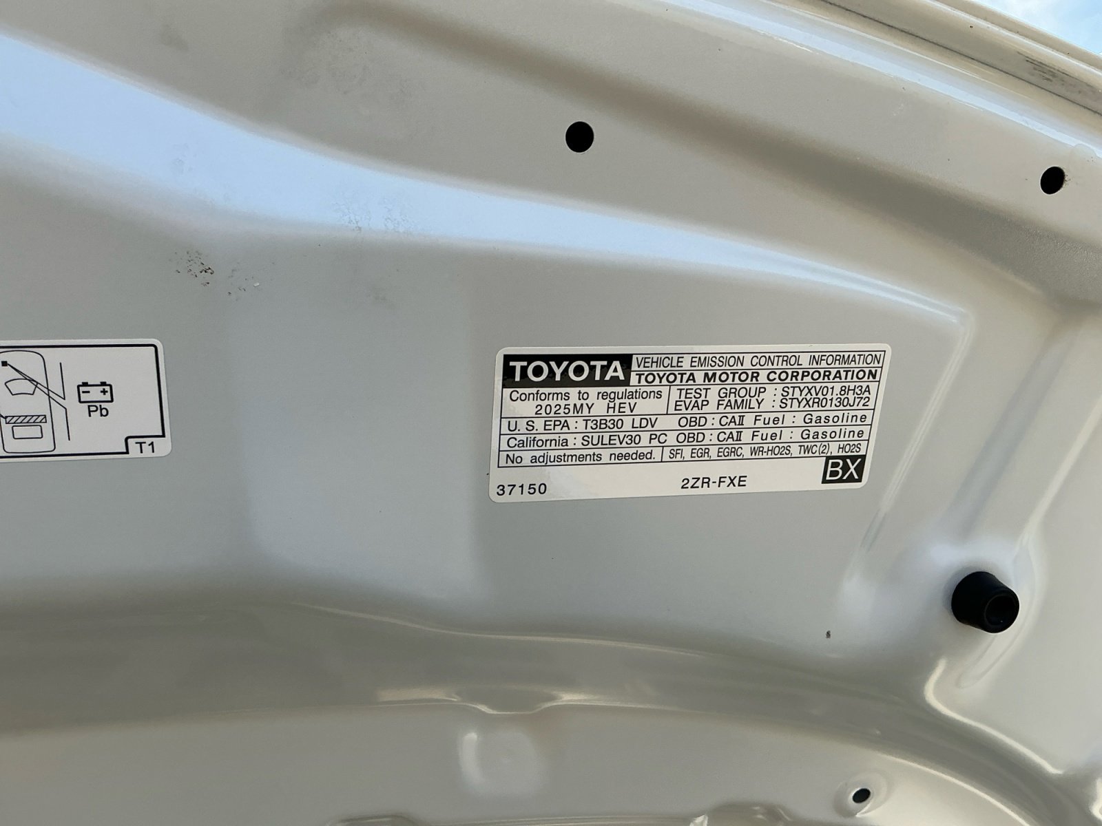 Used 2025 Toyota Corolla LE w/ Convenience Package image 24