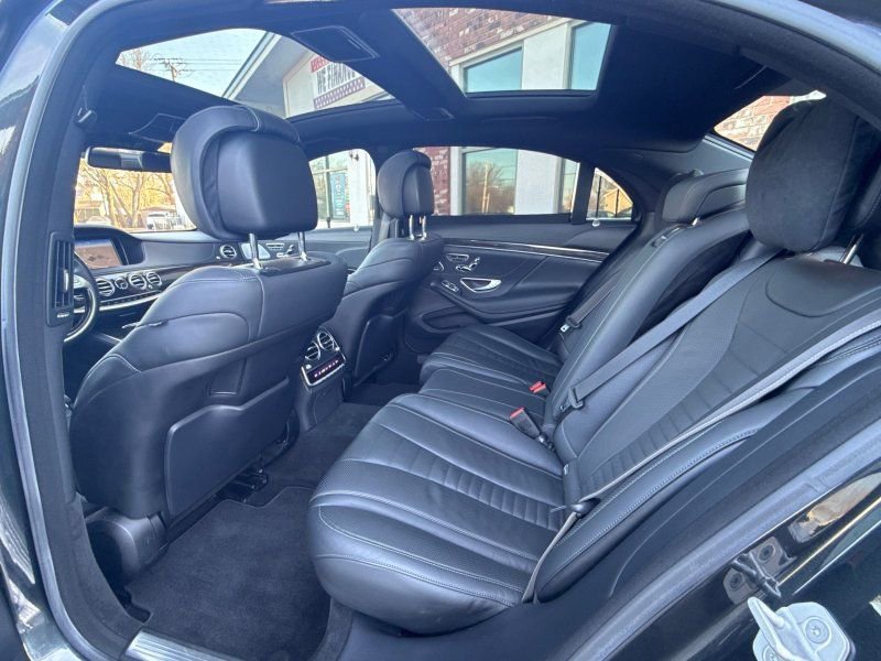 Used 2014 Mercedes-Benz S 550 Sedan image 14