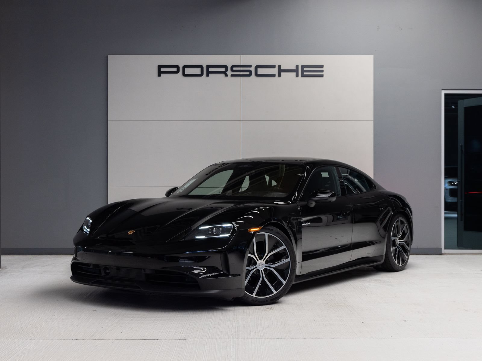 Used 2026 Porsche Taycan RWD image 1