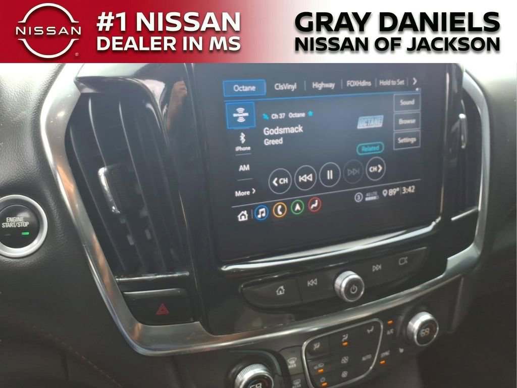 Used 2021 Chevrolet Traverse LT w/ LT Premium Package FWD image 17