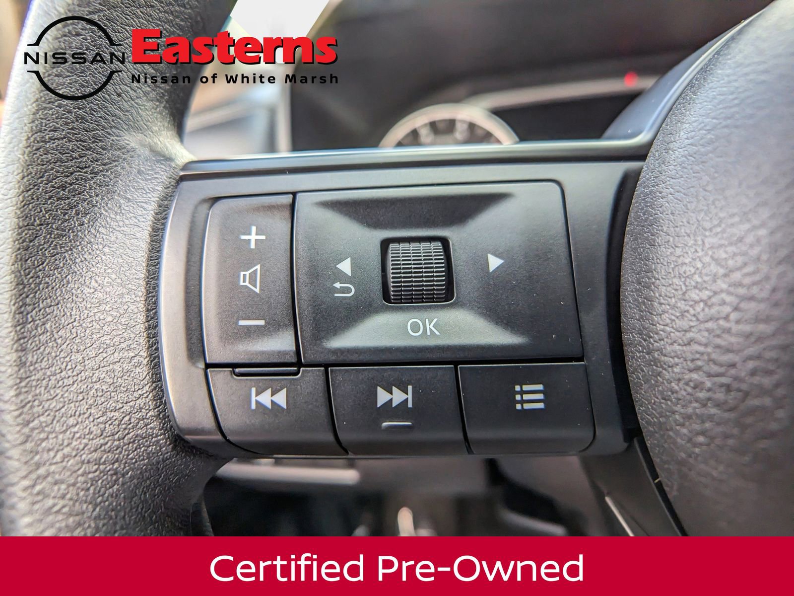 Certified 2023 Nissan Rogue S image 28