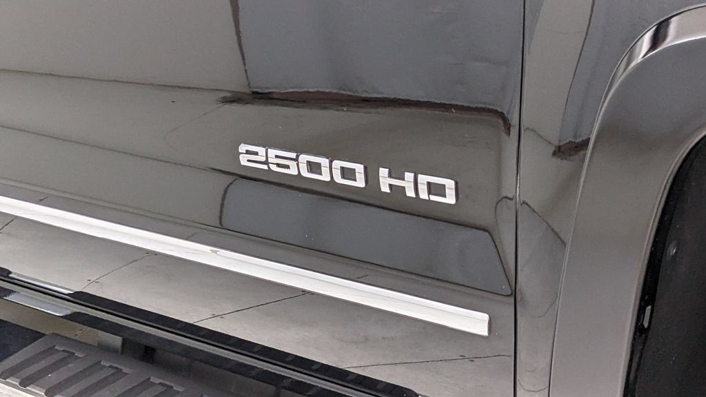 Used 2018 Chevrolet Silverado 2500 LTZ w/ Duramax Plus Package AWD/4WD image 40