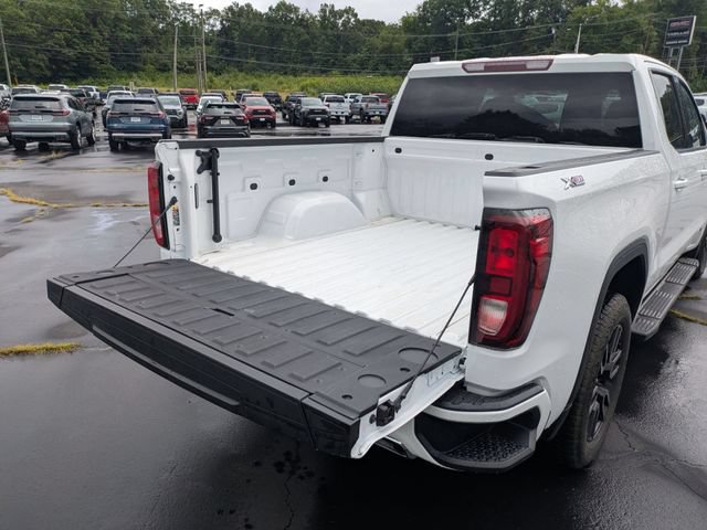 Used 2022 GMC Sierra 1500 Elevation w/ X31 Off-Road Package AWD/4WD image 32