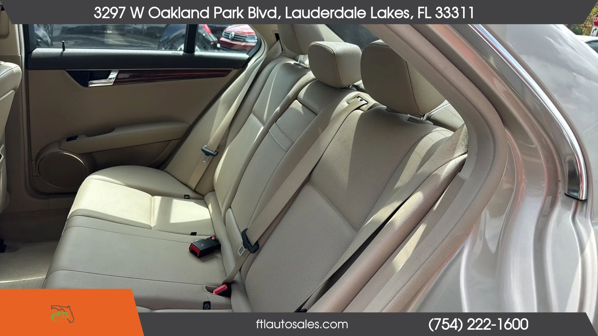 Used 2011 Mercedes-Benz C 300 Sedan image 27