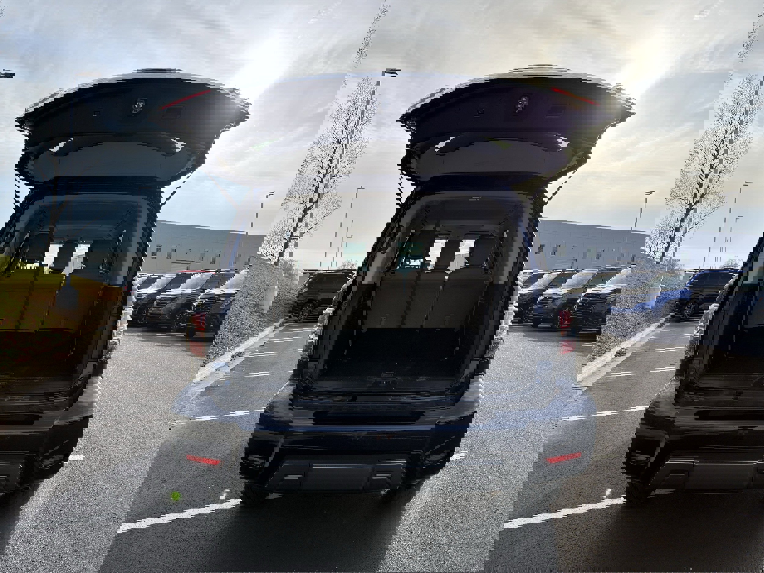 Used 2019 Nissan Armada SL w/ Premium Package image 11