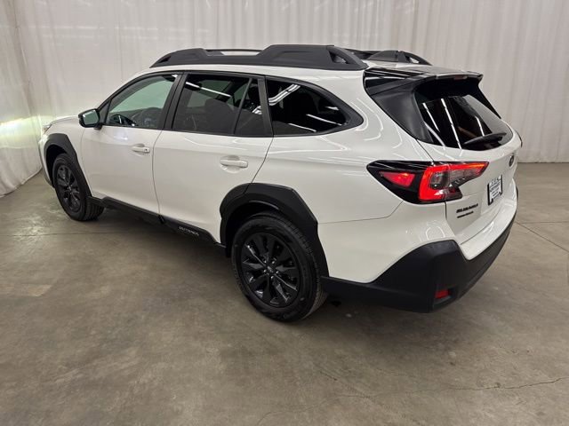Used 2023 Subaru Outback Onyx Edition image 32