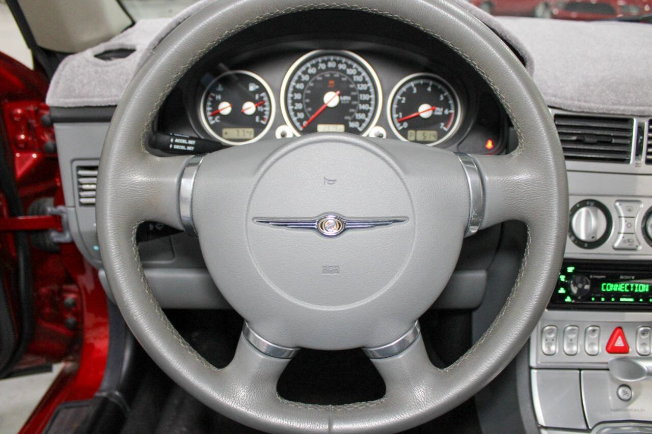 Used 2005 Chrysler Crossfire Limited image 12