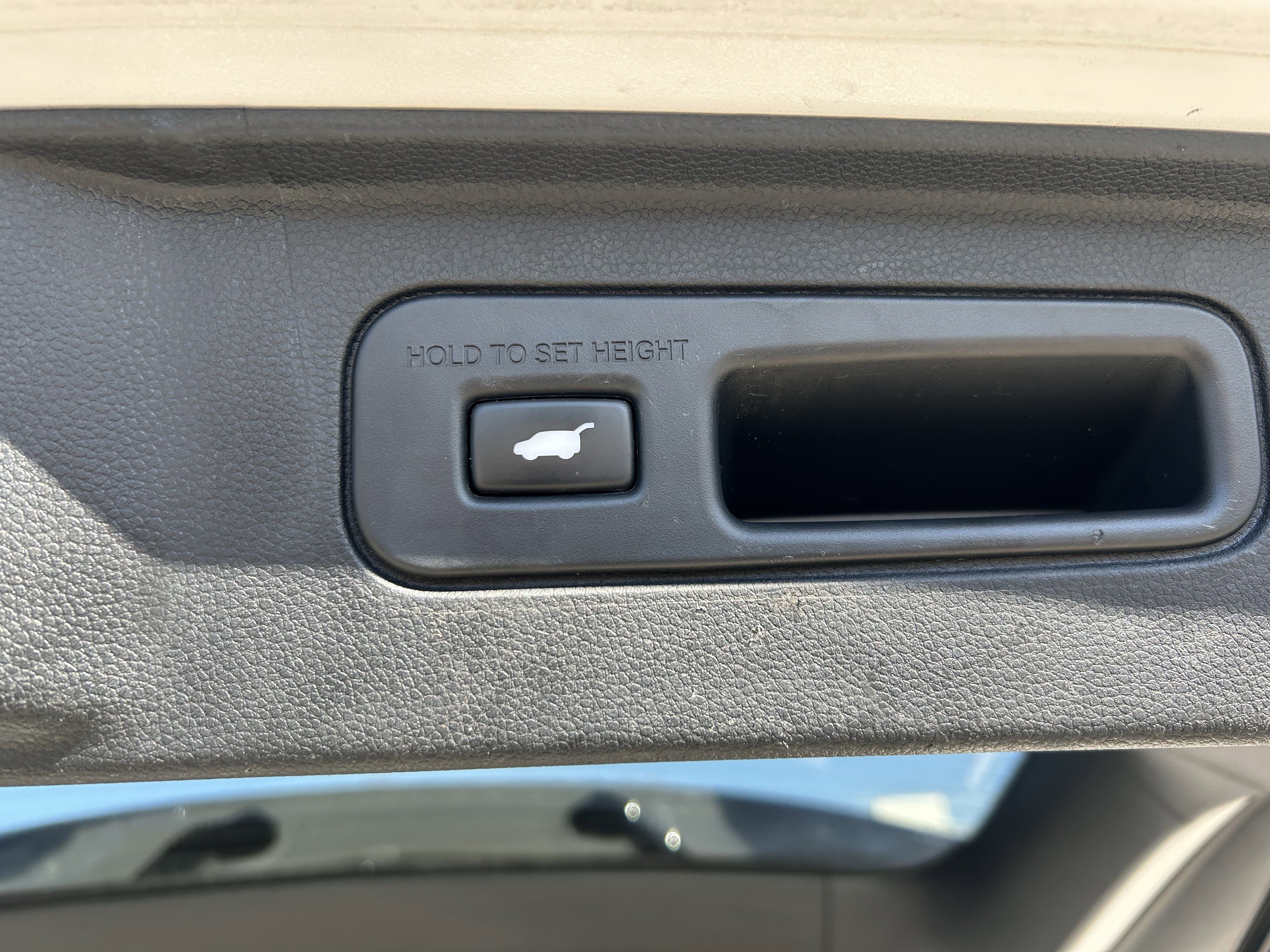 Used 2023 Honda Pilot Elite image 32