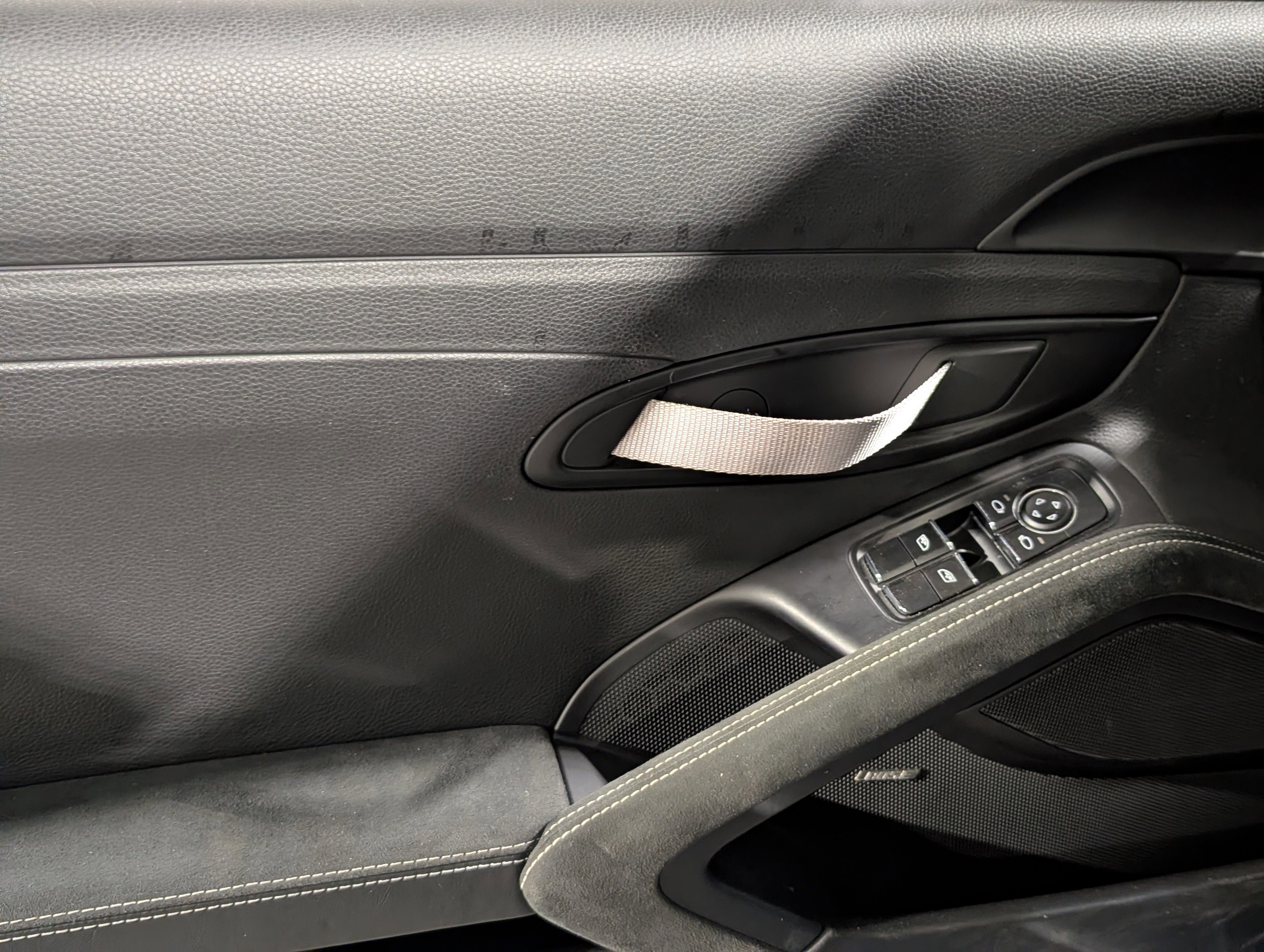 Certified 2021 Porsche 718 Cayman GT4 RWD image 19