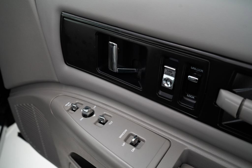 Used 1996 Chevrolet Impala SS image 26