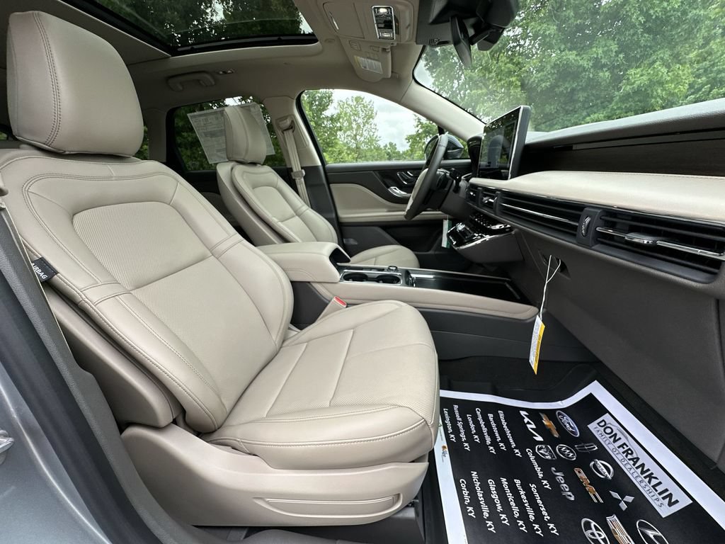 New 2024 Lincoln Corsair Grand Touring w/ Equipment Group 301A AWD/4WD image 25