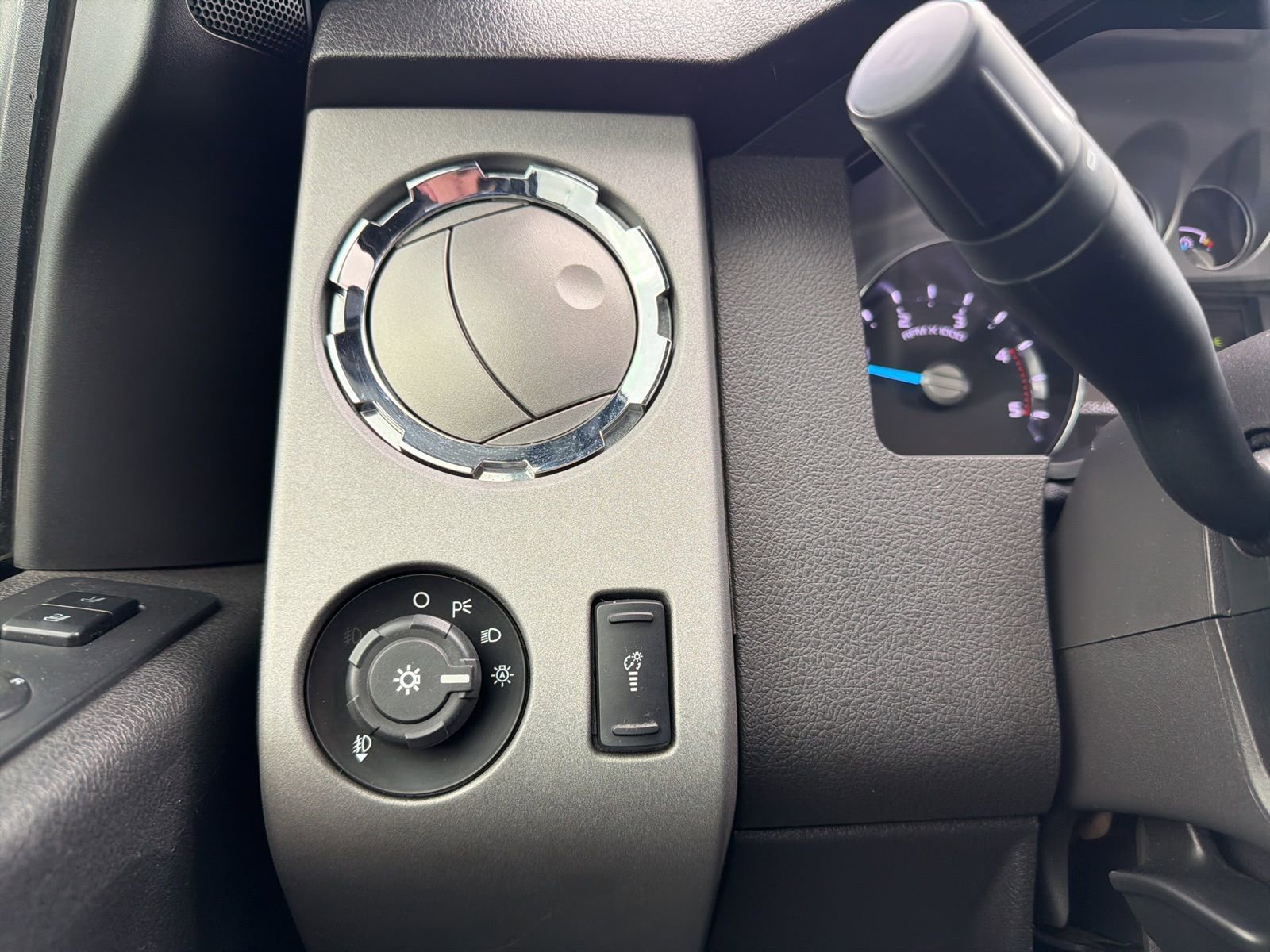 Used 2016 Ford F350 Lariat w/ Lariat Ultimate Package image 21