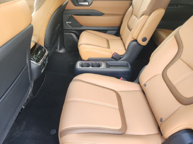 New 2026 Nissan Armada SL w/ Captain's Chari Seat Package AWD/4WD image 25