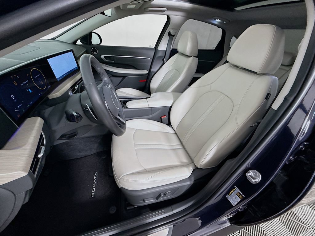 Used 2024 Hyundai Sonata Limited image 21