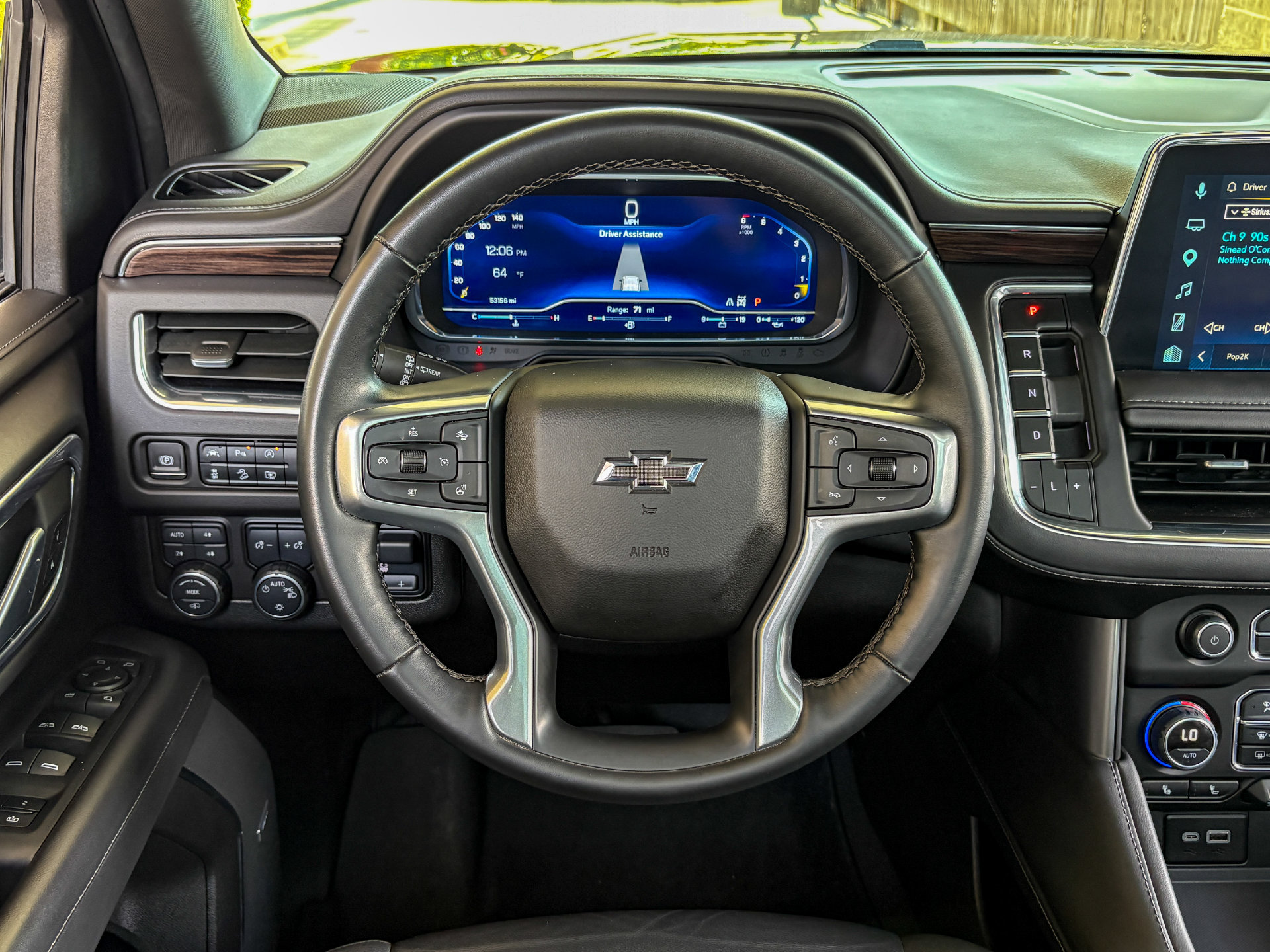 Used 2023 Chevrolet Suburban Z71 w/ Z71 Off-Road Package AWD/4WD image 14