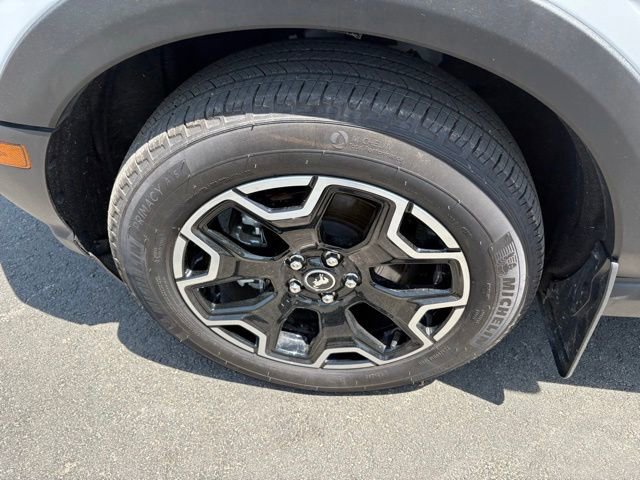 Certified 2025 Ford Bronco Sport Outer Banks w/ Outer Banks Tech Package+ AWD/4WD image 11