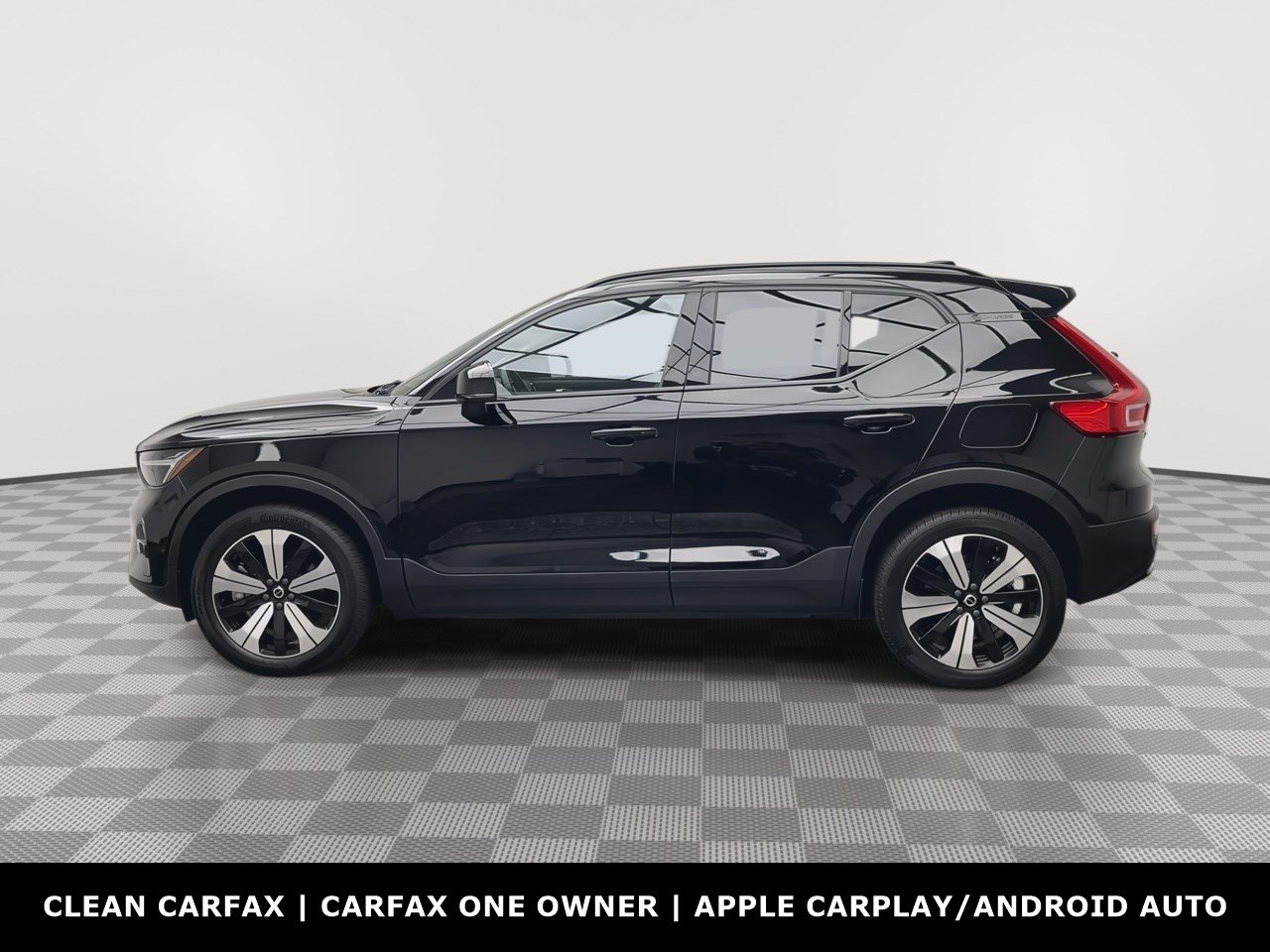 Used 2023 Volvo XC40 Recharge Plus AWD/4WD image 38