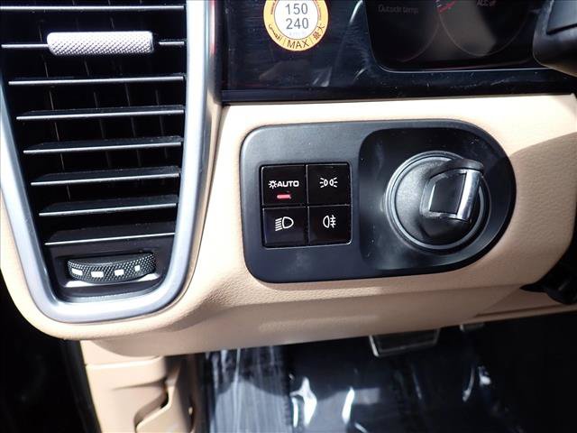 Used 2021 Porsche Cayenne S w/ Premium Package AWD/4WD image 19