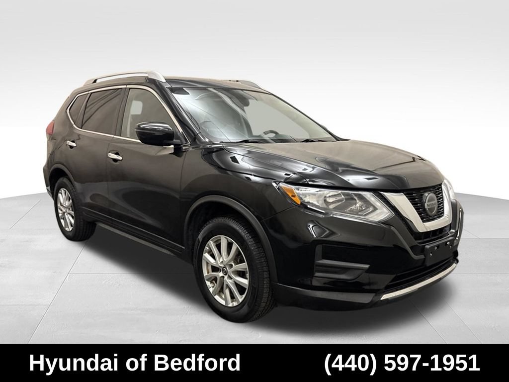 Used 2018 Nissan Rogue SV AWD/4WD image 3