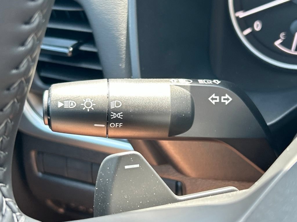 New 2026 Nissan Rogue SV FWD image 27