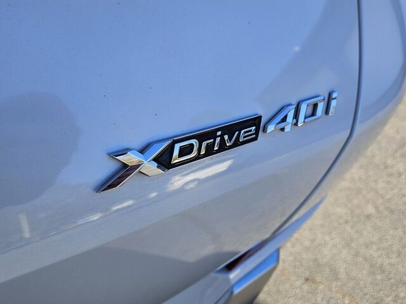 Used 2023 BMW X6 xDrive40i AWD/4WD image 14