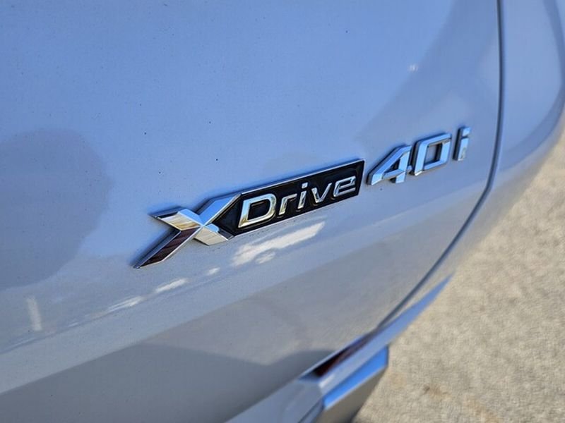 Used 2023 BMW X6 xDrive40i AWD/4WD image 14