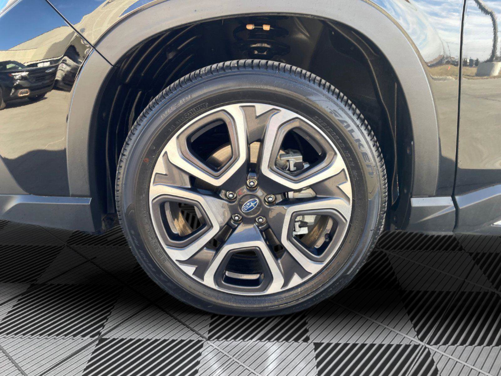 Certified 2025 Subaru Ascent Touring image 18