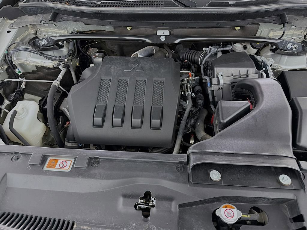 Used 2023 Mitsubishi Eclipse Cross SEL image 33