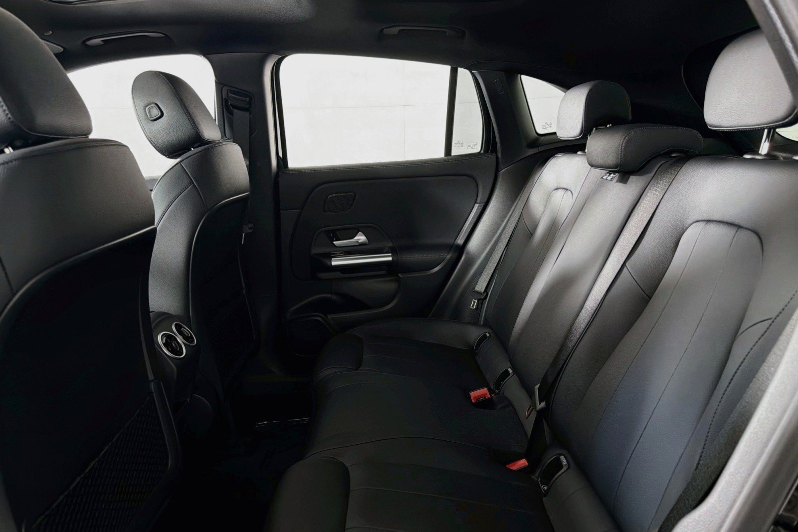 New 2026 Mercedes-Benz GLA 250 image 7